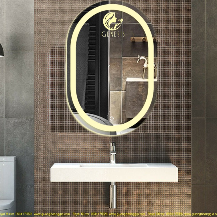 Gương Spa cao cấp khắc logo thương hiệu trên nền gương Bỉ siêu bền đep. Tích hợp đèn LED cảm ứng tiên nghi hiện đại